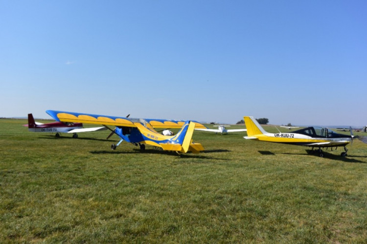 Horácký letecký den 2016, Jihlava - Henčov