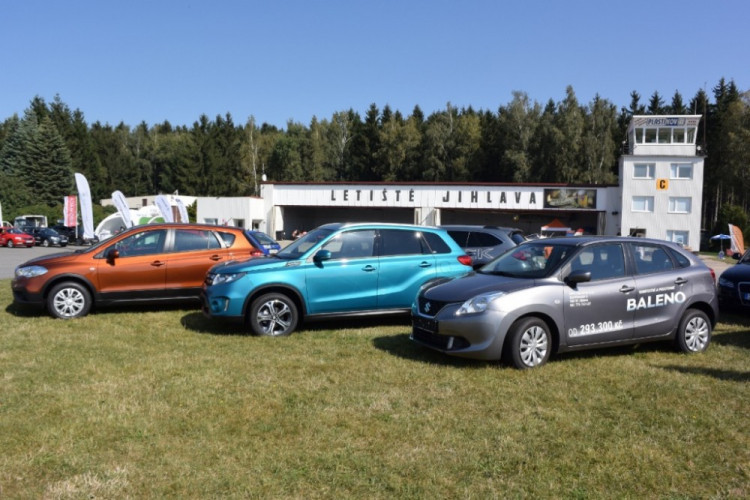 Horácký letecký den 2016, Jihlava - Henčov