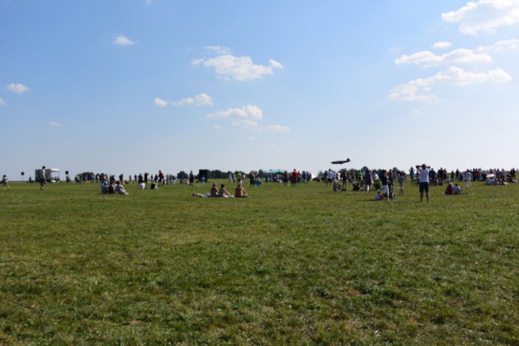 Horácký letecký den 2016, Jihlava - Henčov