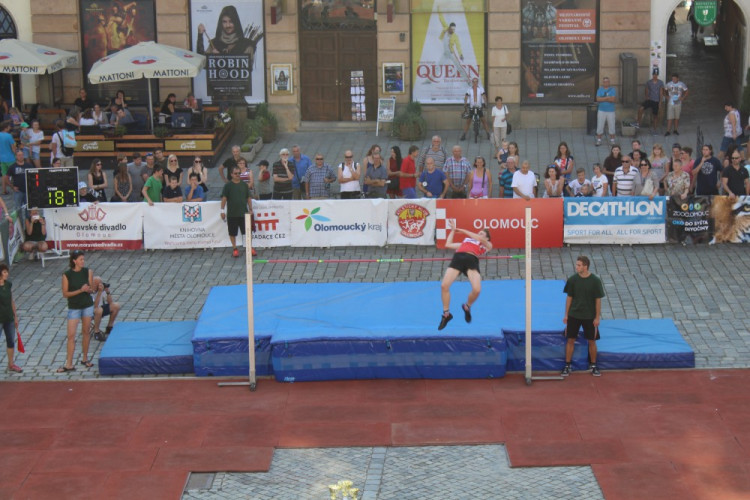 XI. ročník Hanácké laťky na Horním náměstí