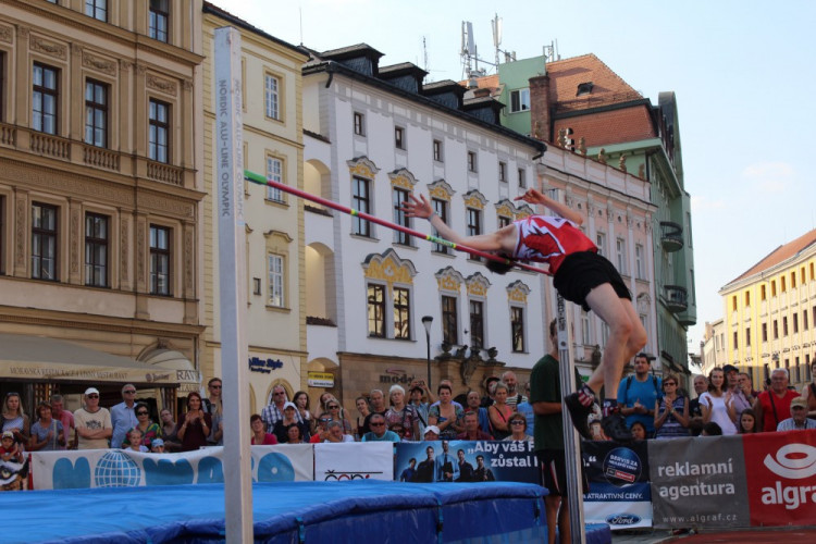 XI. ročník Hanácké laťky na Horním náměstí