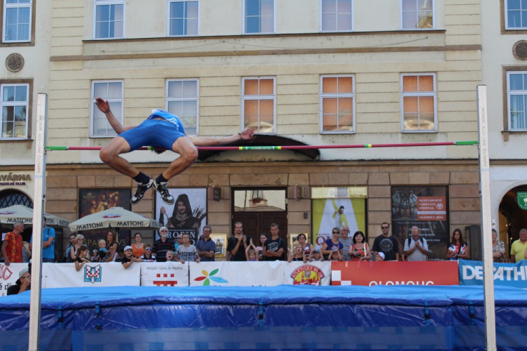 XI. ročník Hanácké laťky na Horním náměstí