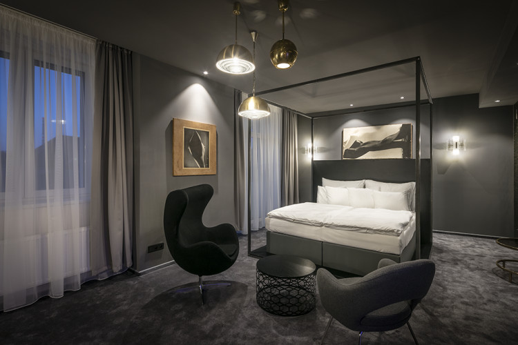 Imperial - pokoj 103 - 50 Shades of Grey - Petr Stolín a Alena Mičeková