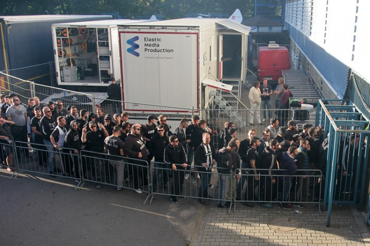 Libercem prošlo pět stovek řeckých fanoušků