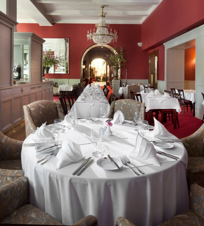 Hotel Zlatý Lev vypadá jako před 110 lety