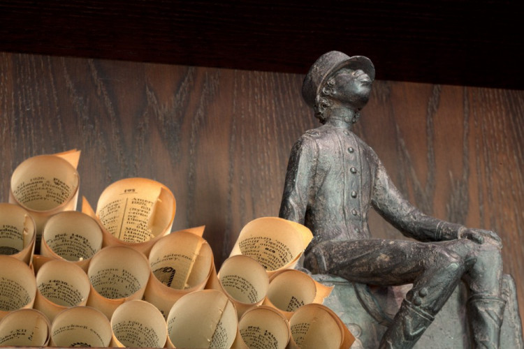 Hotel Zlatý Lev vypadá jako před 110 lety