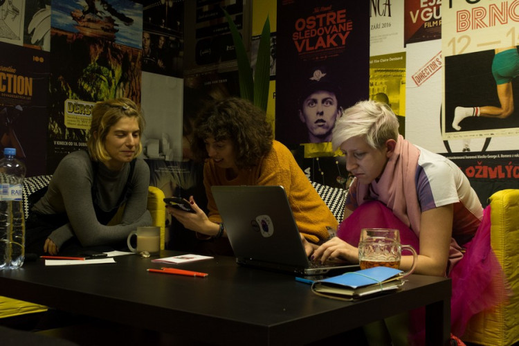 Fotostřípky 57. ročníku Brněnské 16