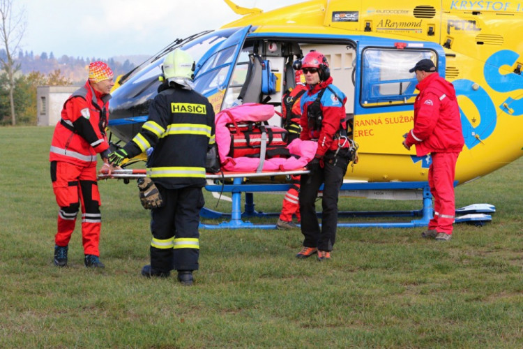 Cvičení vrtulníků na Liberecku