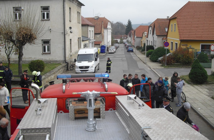 SDH Dolní Cerekev: Slavnostní předání zásahové repasované Tatry