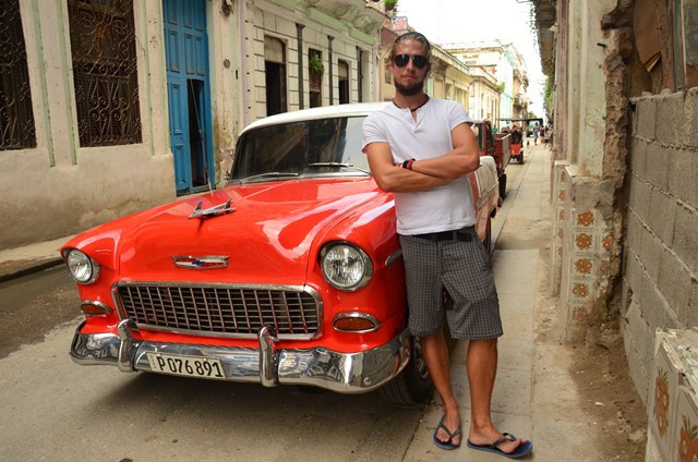 Z KANCLU KOLEM SVĚTA aneb Stop otlačeným zadkům!