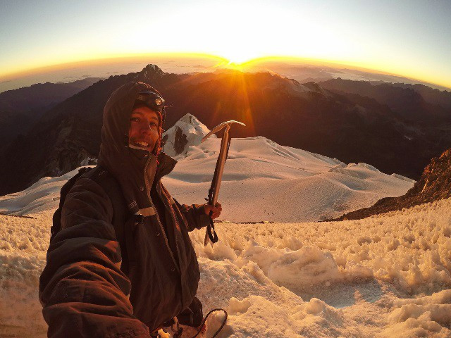 Z KANCLU KOLEM SVĚTA aneb Stop otlačeným zadkům!