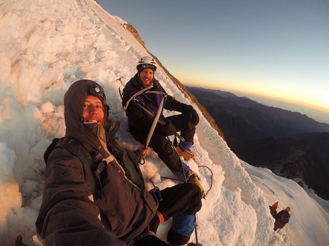 Z KANCLU KOLEM SVĚTA aneb Stop otlačeným zadkům!