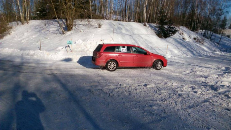 Sněžná rally v Pístově u Jihlavy