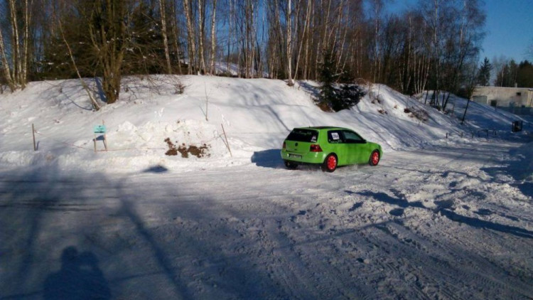 Sněžná rally v Pístově u Jihlavy