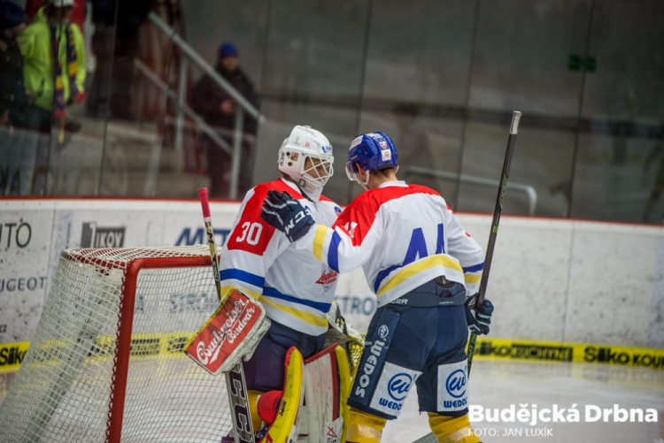 Motor porazil Ústí a v první třetině hrál ve speciálních dresech