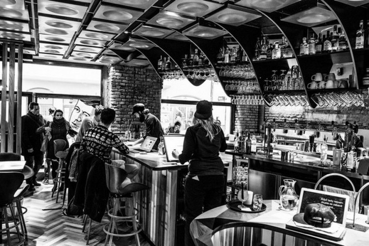 Autor: Tomáš Hrivňák