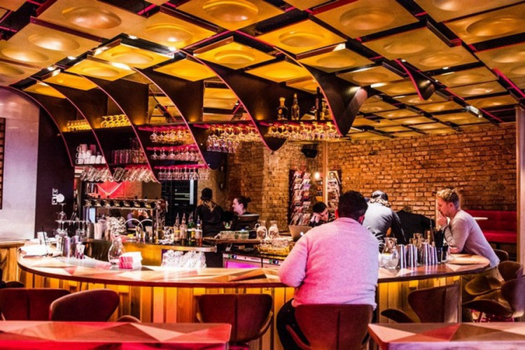 Autor: Tomáš Hrivňák