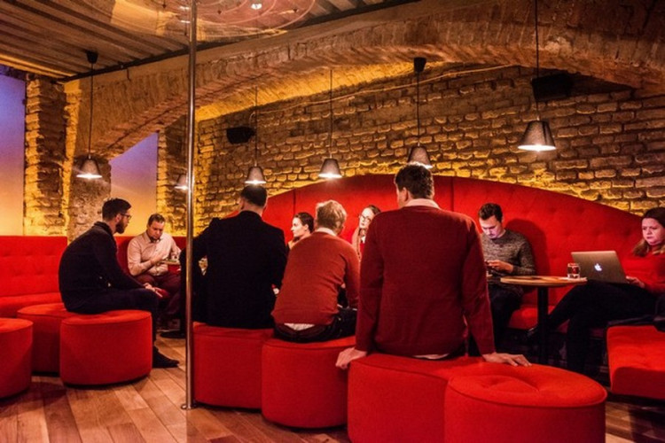 Autor: Tomáš Hrivňák