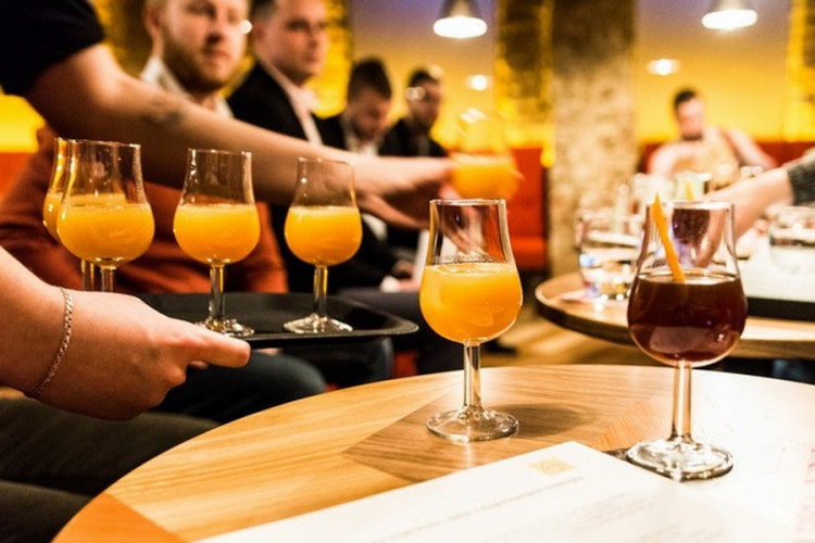 Autor: Tomáš Hrivňák