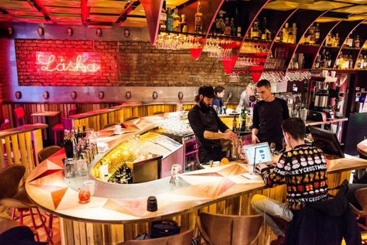 Autor: Tomáš Hrivňák