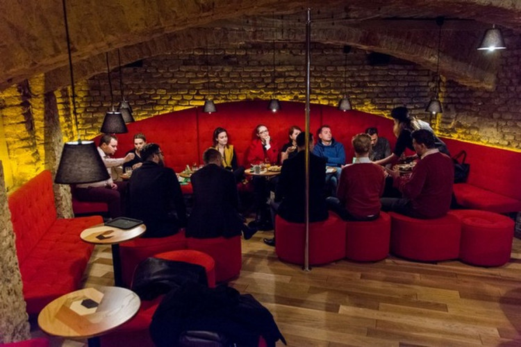 Autor: Tomáš Hrivňák