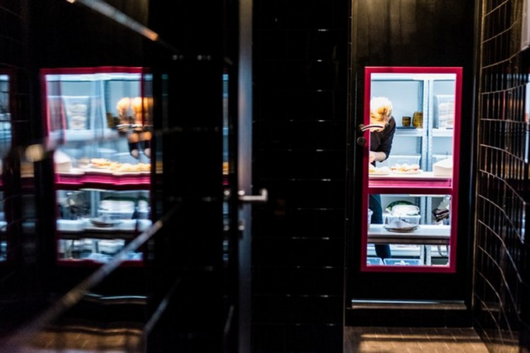 Autor: Tomáš Hrivňák