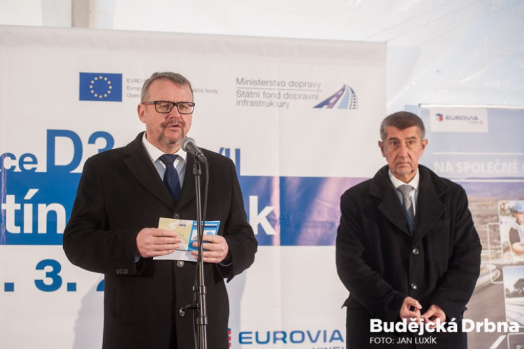 Zahájení výstavby nového úseku dálnice D3 mezi Ševětínem a Borkem.