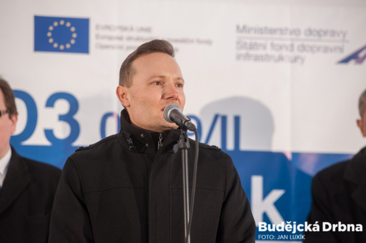 Zahájení výstavby nového úseku dálnice D3 mezi Ševětínem a Borkem.