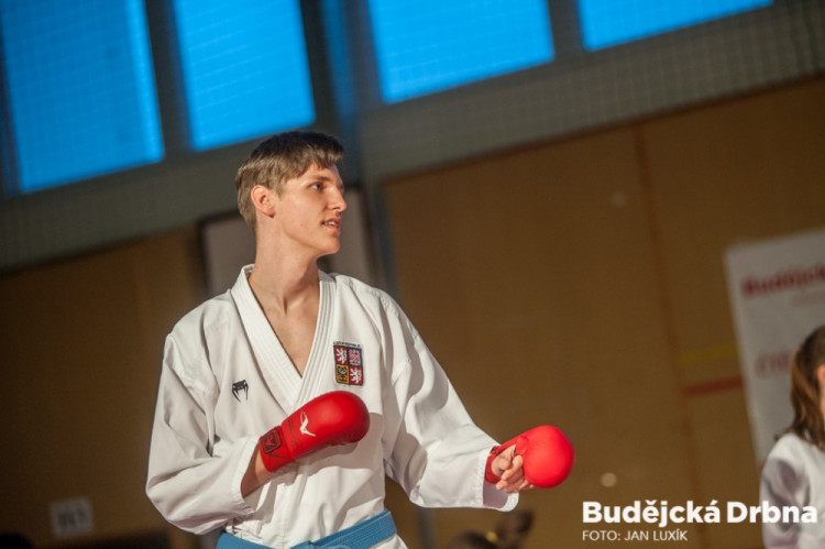 Exhibice TJ Karate České Budějovice a vyhlášení nejlepších závodníků za rok 2016