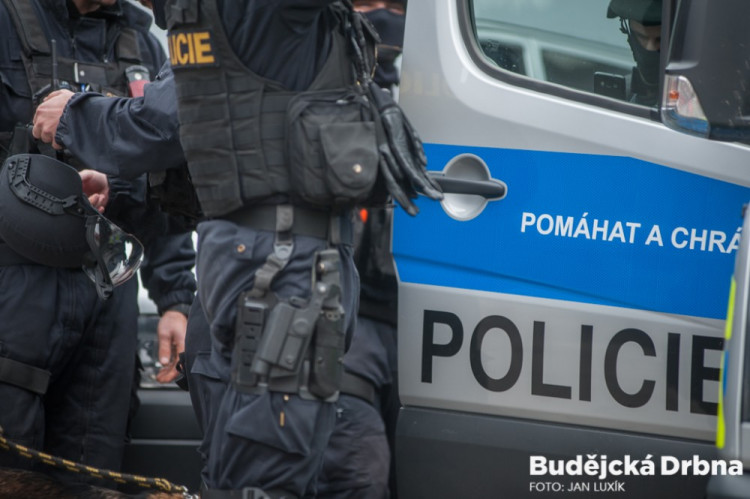 Policejní cvičení v Budvar aréně