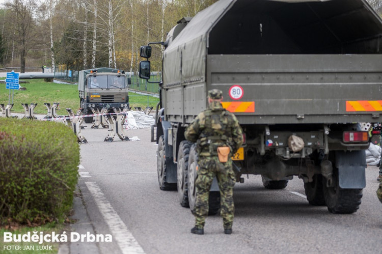 Safeguard 2017 - cvičení vojáků, policistů a specialistů ČEZ na ochranu Jaderné elektrárny Temelín proti teroristickému útoku
