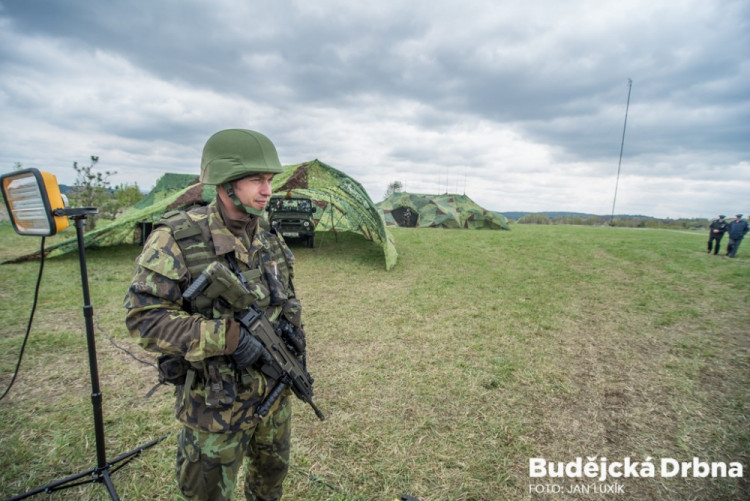 Safeguard 2017 - cvičení vojáků, policistů a specialistů ČEZ na ochranu Jaderné elektrárny Temelín proti teroristickému útoku