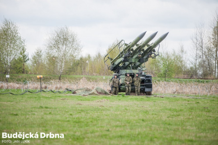 Safeguard 2017 - cvičení vojáků, policistů a specialistů ČEZ na ochranu Jaderné elektrárny Temelín proti teroristickému útoku