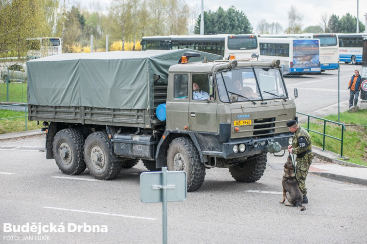 Safeguard 2017 - cvičení vojáků, policistů a specialistů ČEZ na ochranu Jaderné elektrárny Temelín proti teroristickému útoku