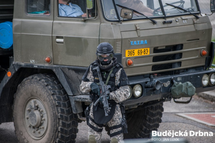 Safeguard 2017 - cvičení vojáků, policistů a specialistů ČEZ na ochranu Jaderné elektrárny Temelín proti teroristickému útoku