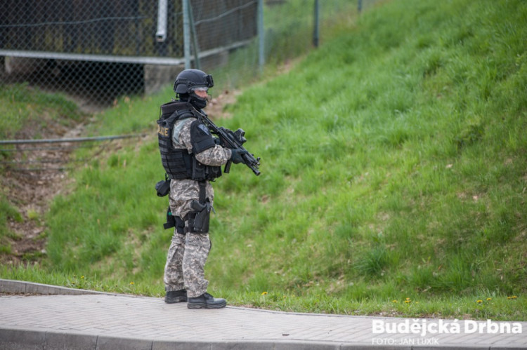 Safeguard 2017 - cvičení vojáků, policistů a specialistů ČEZ na ochranu Jaderné elektrárny Temelín proti teroristickému útoku