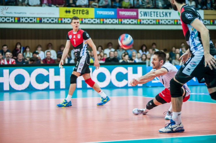 Jihostroj slaví po třech letech titul