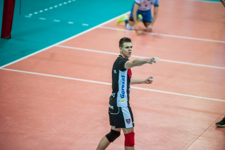 Jihostroj slaví po třech letech titul