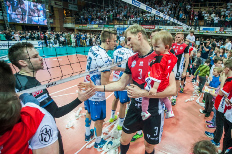 Jihostroj slaví po třech letech titul