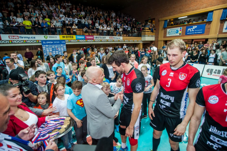 Jihostroj slaví po třech letech titul