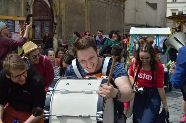 FOTOGALERIE: "Marek Eben" korunoval královnu Majálesu na Dolním náměstí