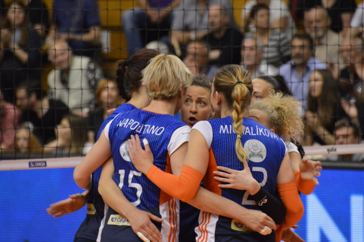 FOTOGALERIE: Prostějovanky jsou podeváté v řadě mistryněmi, bojovnice z Olomouce mají stříbro