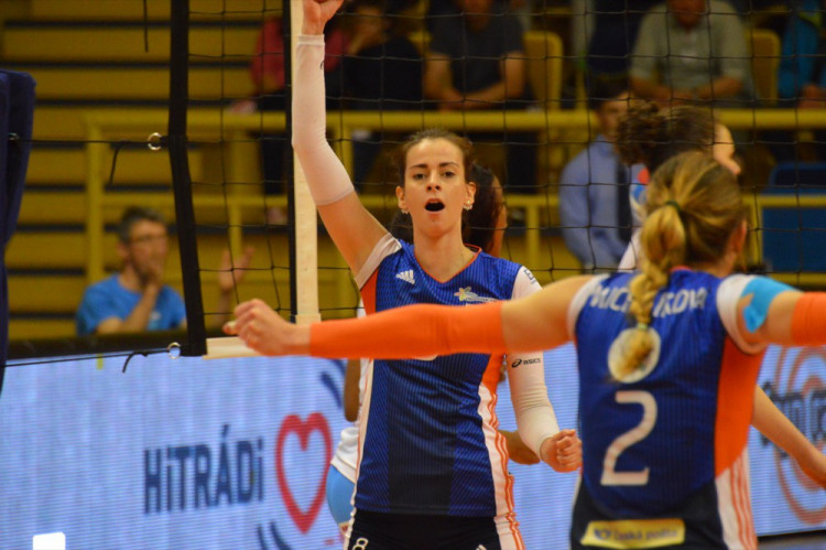 FOTOGALERIE: Prostějovanky jsou podeváté v řadě mistryněmi, bojovnice z Olomouce mají stříbro