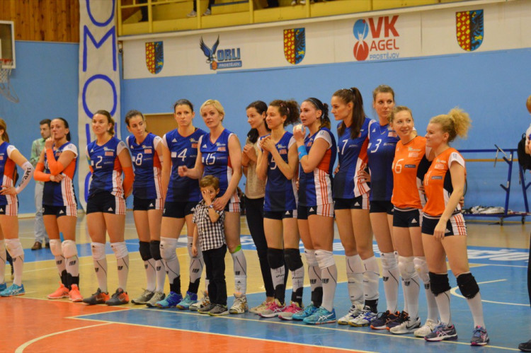 FOTOGALERIE: Prostějovanky jsou podeváté v řadě mistryněmi, bojovnice z Olomouce mají stříbro