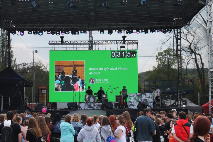 Utubering každý po svém, autor: Tomáš Sláma