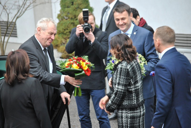Podívejte se na loňskou návštěvu prezidenta v Libereckém kraji