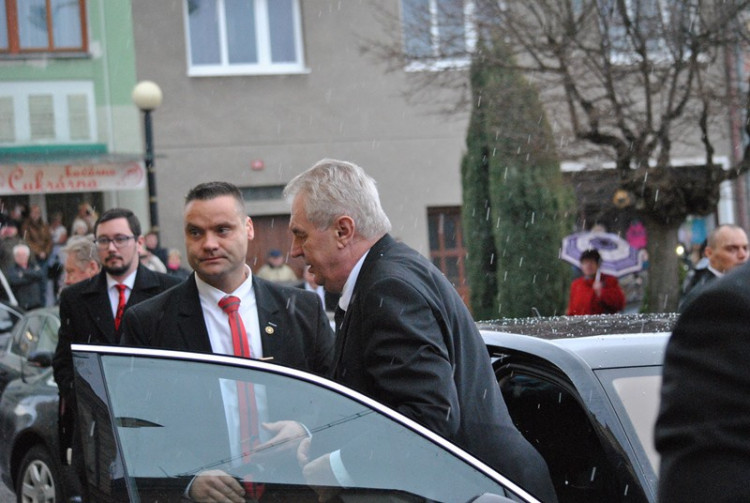 Podívejte se na loňskou návštěvu prezidenta v Libereckém kraji