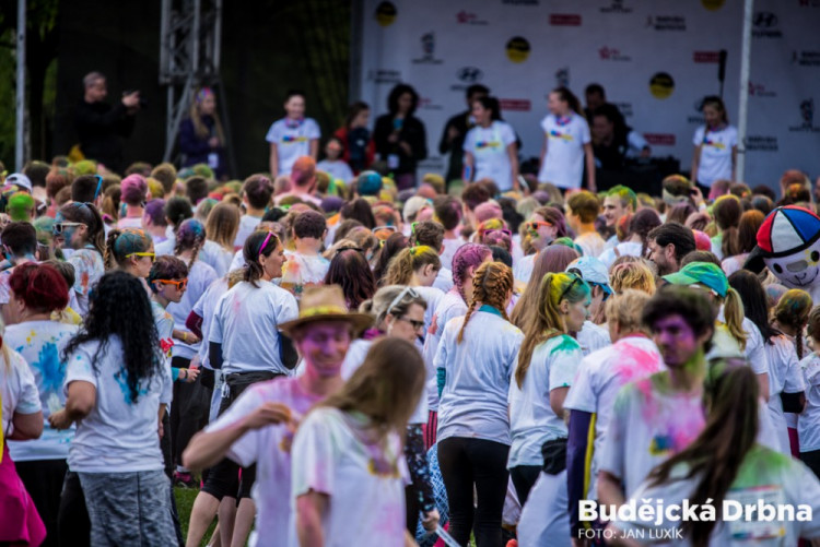 Barvám neutečeš 2017