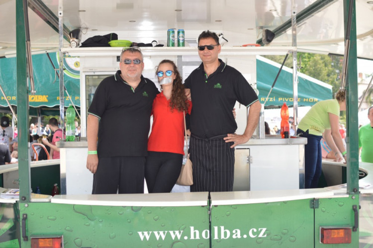 Fotky z druhého dne Garden Food Festivalu jsou tady! Vyfotili jste se s holkama?