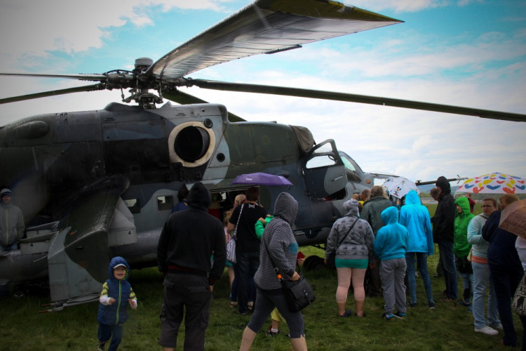 Den s 25. protiletadlovým raketovým plukem